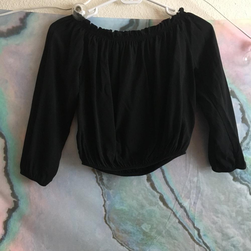 Brandy Melville Off the shoulder black top